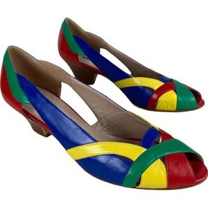 VAN ELI Women's Size 9M Sandals Peep Toe Primary Colors Low Heels Made in Italy